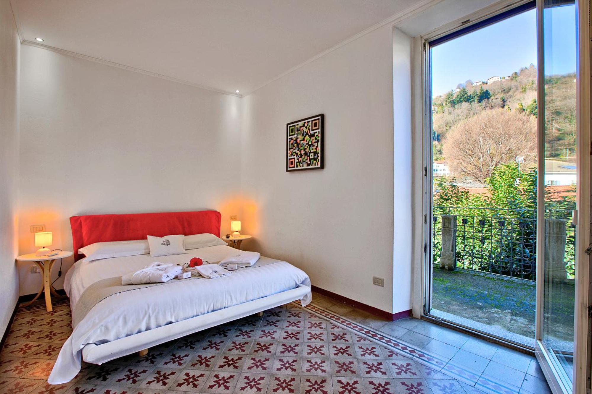 Villa Jejia- Pool And Garden Lesa Exterior foto